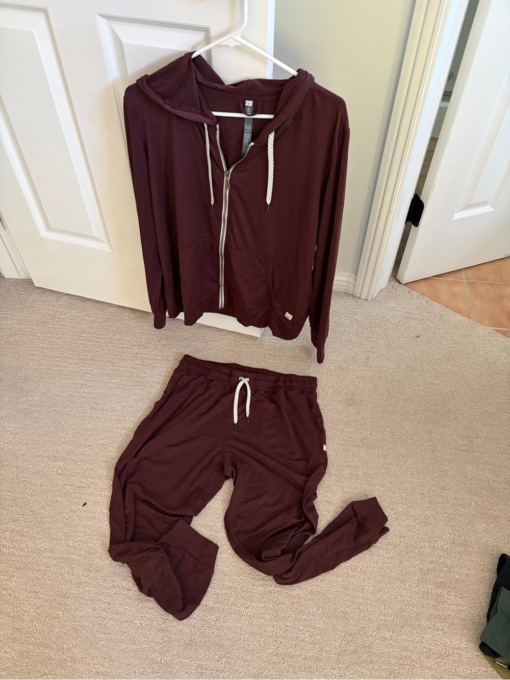 Women’s Vuori Jogger Set